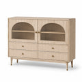 Aparador de madera con puertas de vidrio acanalado y cajones